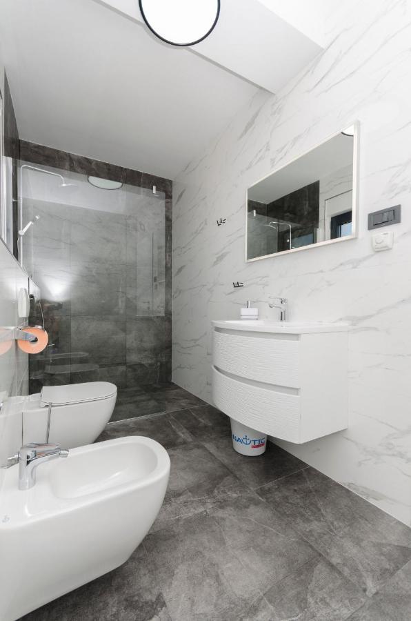 Casia Apartment Srima