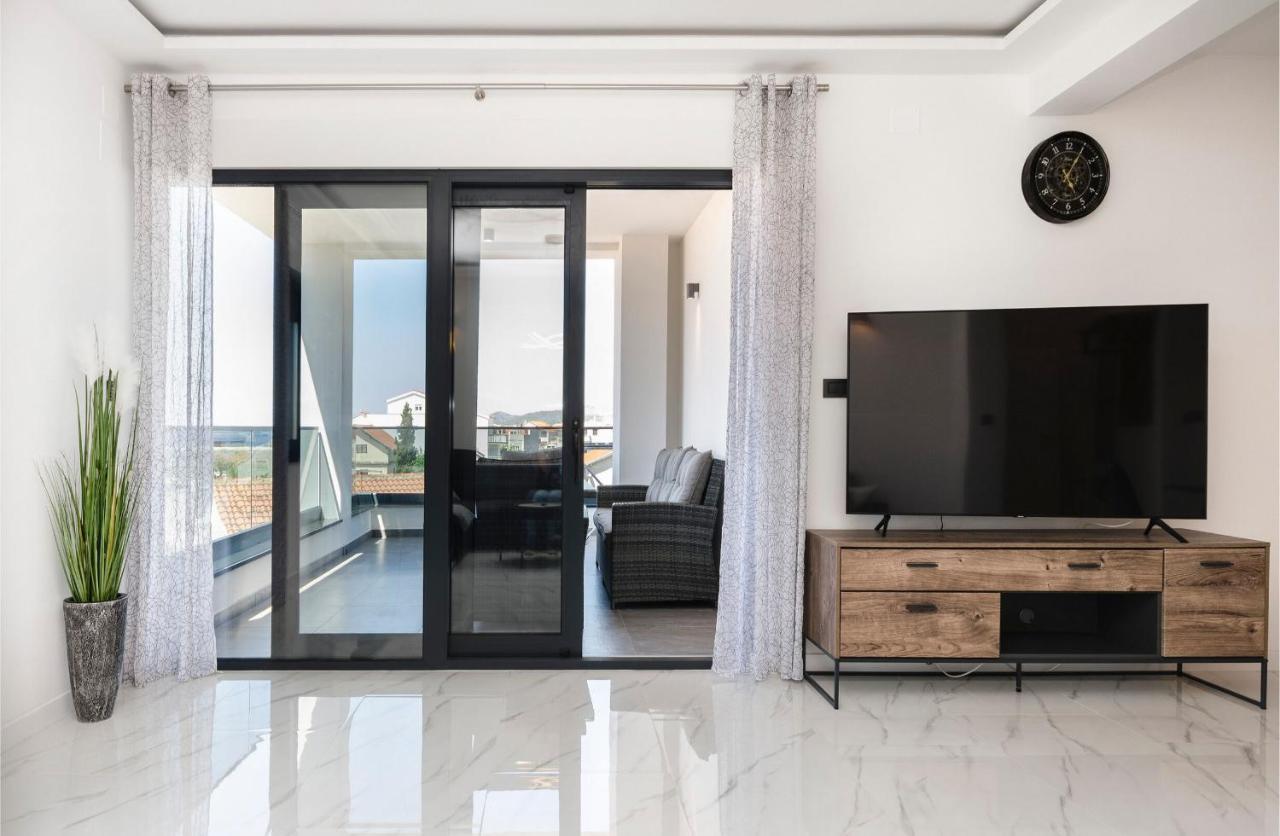 Apartment Casia Srima