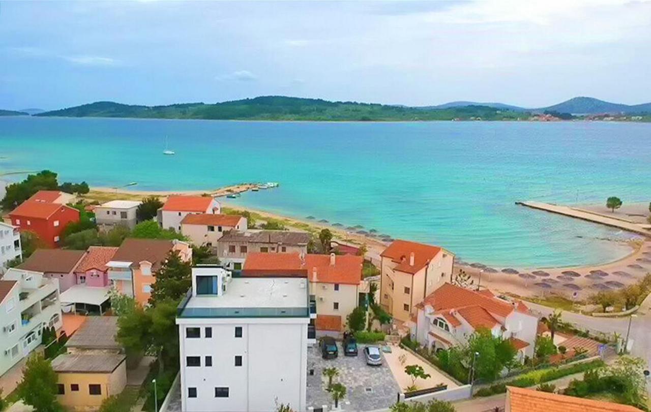 Casia Apartment Srima
